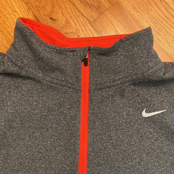 Nike Element DriFit 1/4 Zip - Picture 3 of 16
